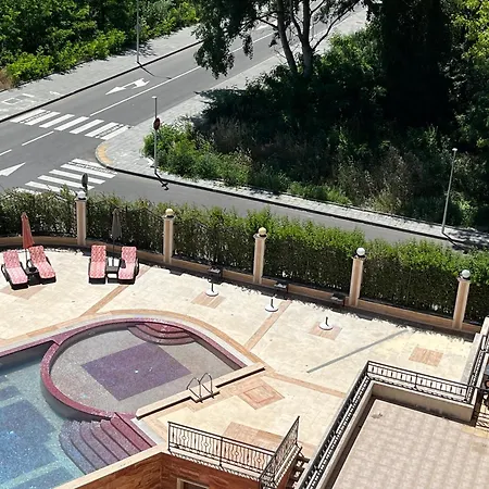 River Park 2 Bedroom Daire *